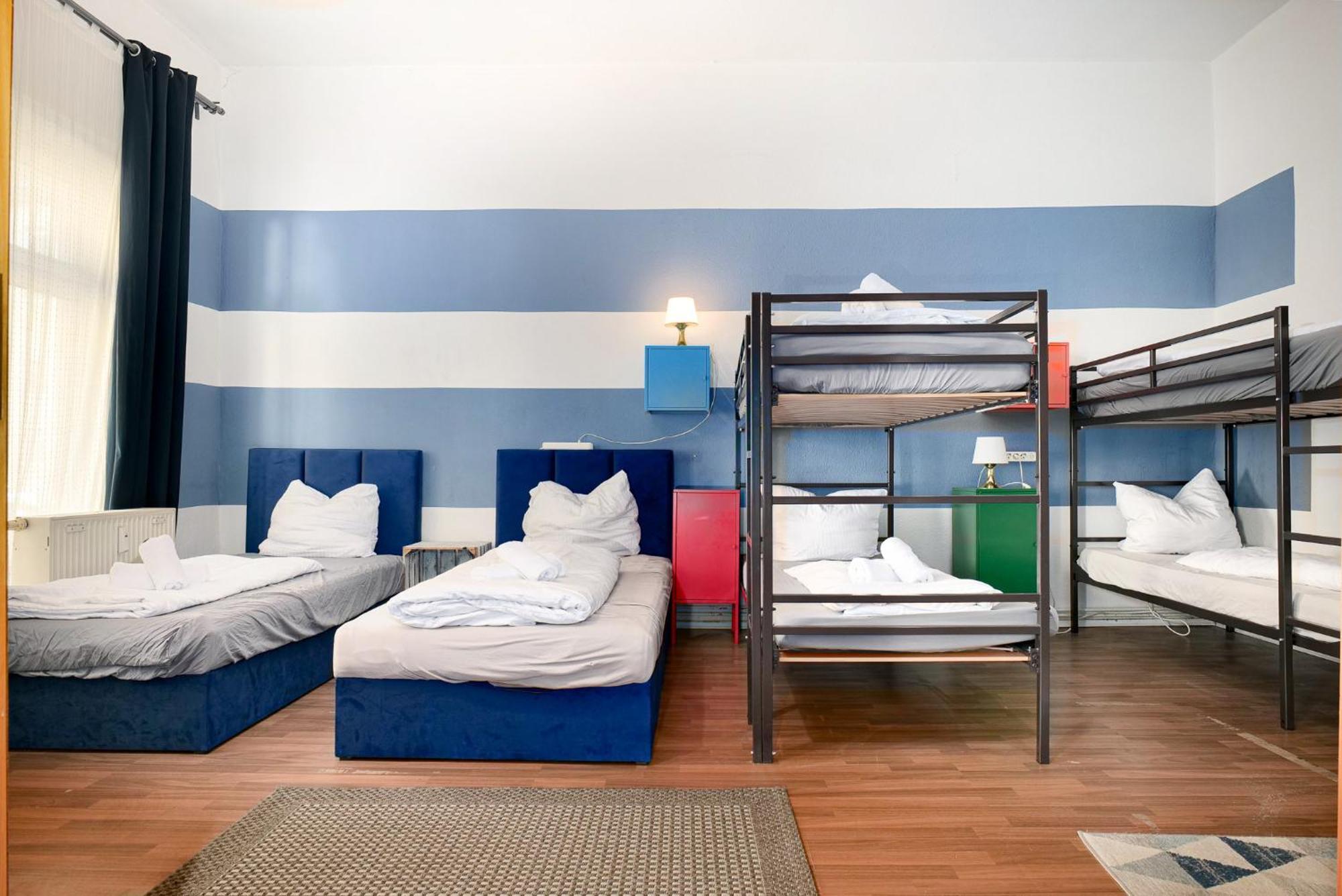 Apartment New Zentral In Fast Wifi Netflix Modern Bis 8 Pers