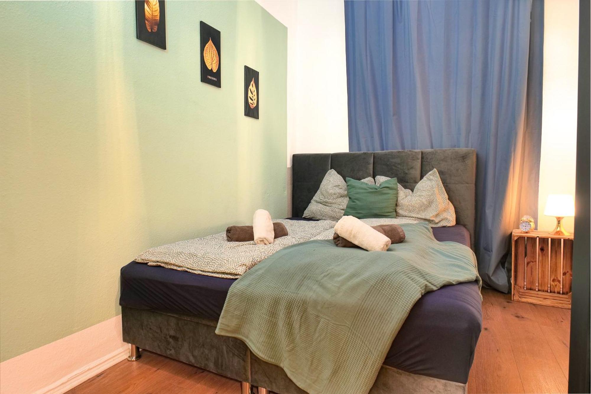 New Zentral In Fast Wifi Netflix Modern Bis 8 Pers Apartment Berlin